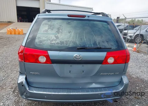 2008 Toyota Sienna Ce z USA, uszkodzony, nr VIN 5TDZK23C58S125474